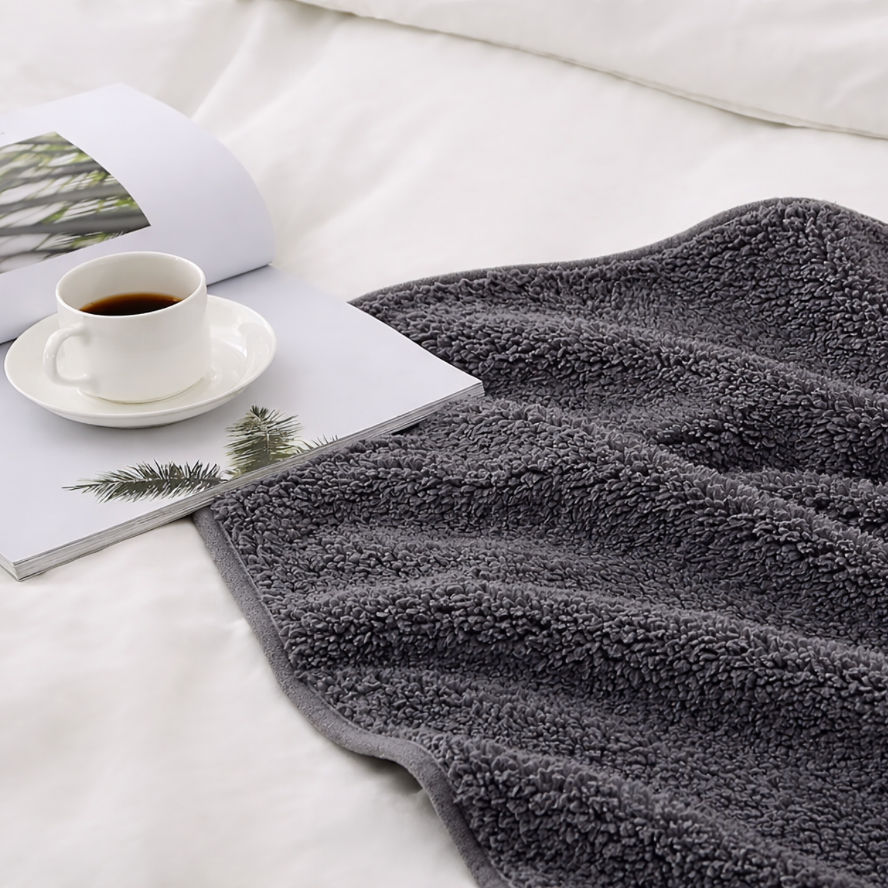 FUTARI Blanket™｜ふたりのための防水ブランケット